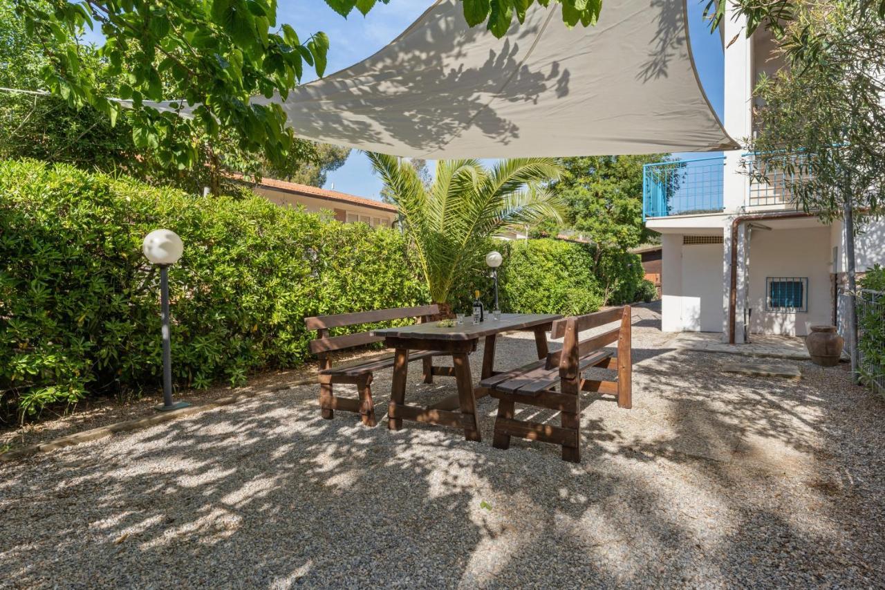 Casa Fiora, A 50 M Dal Mare Διαμέρισμα Σαν Βιντσέντσο Εξωτερικό φωτογραφία